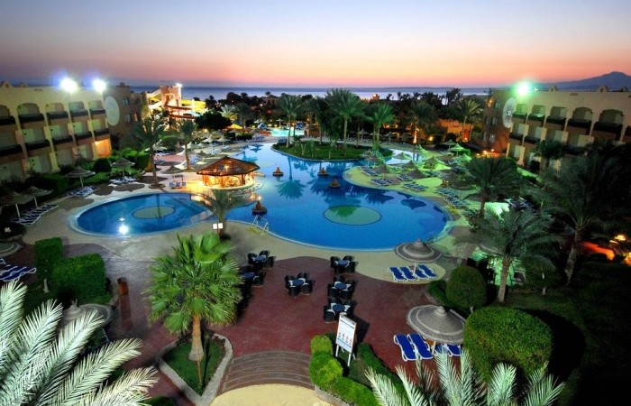 Nubian Village 5*