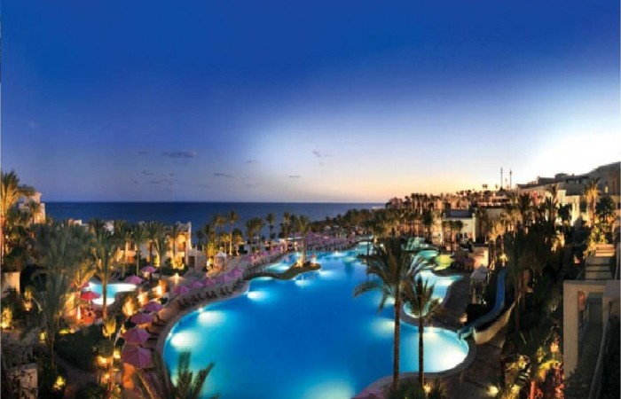 Grand Rotana Resort & Spa 5*